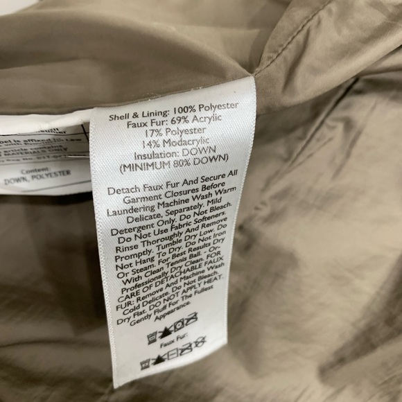 Eddie wBauer, Winter Jacket, Womens Knee Length Small with Faux Fur Lined Hood - Picture 5 of 5